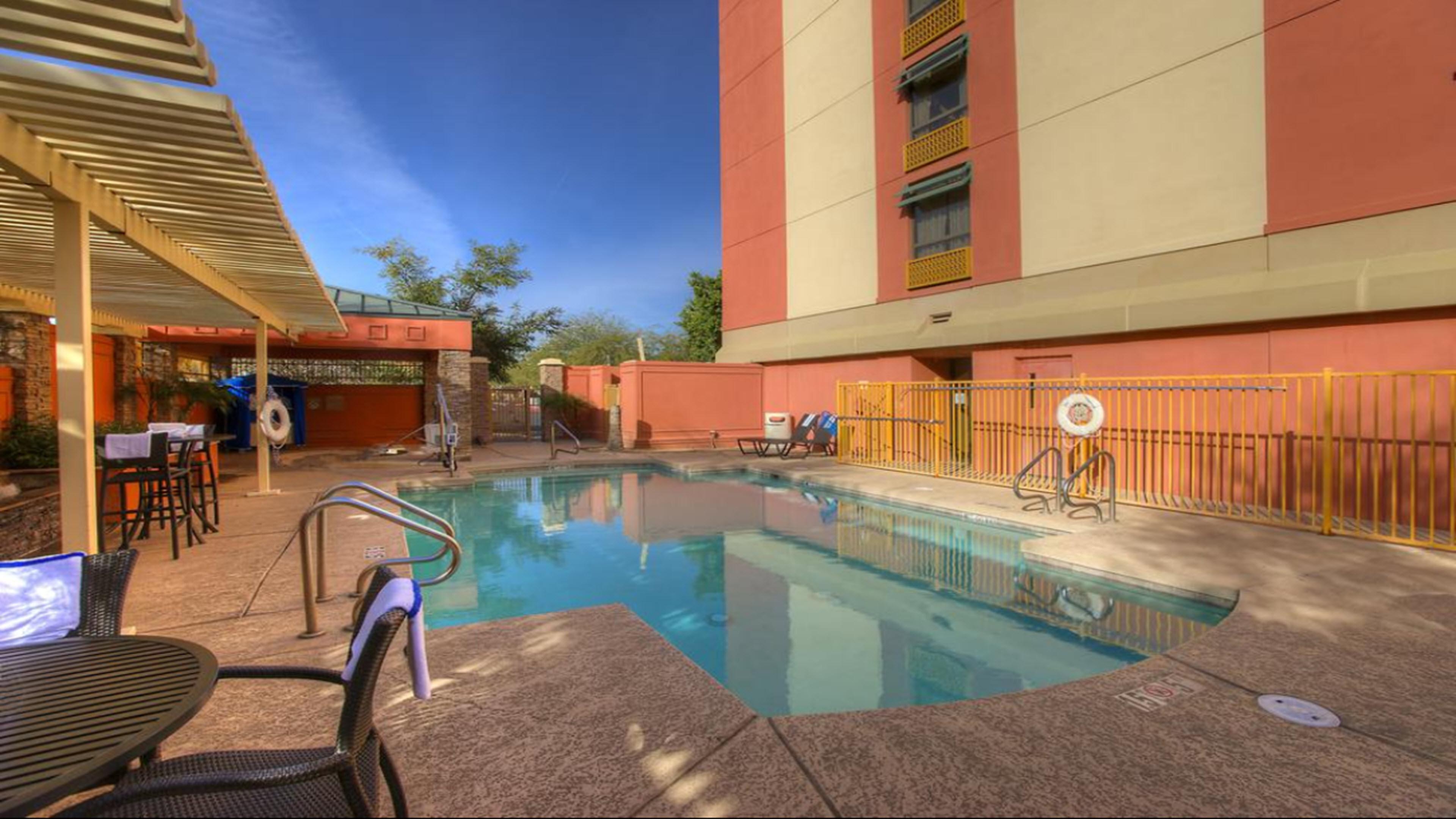 Holiday Inn Express Hotel & Suites Tempe By Ihg Dış mekan fotoğraf